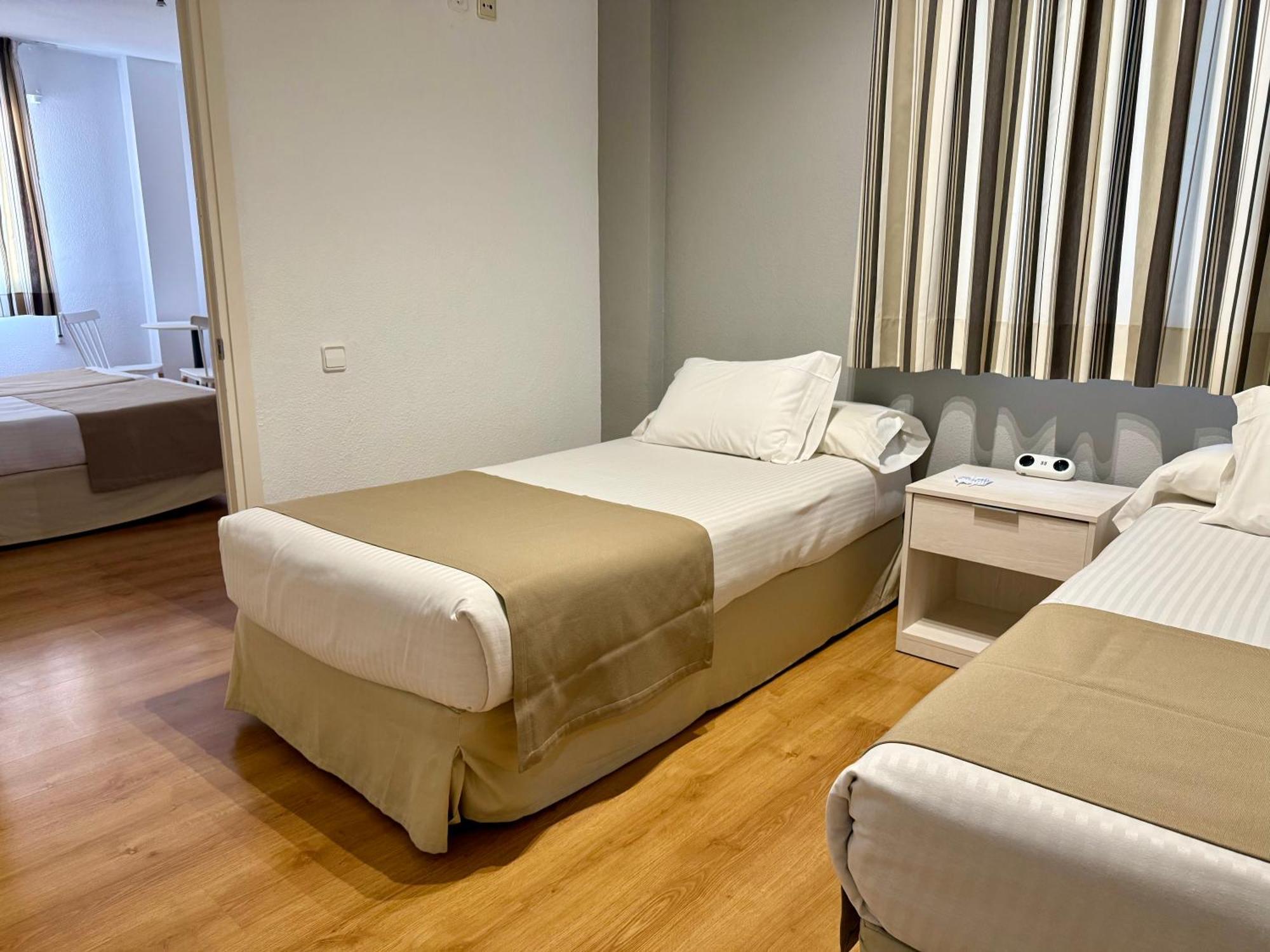 Hotel Neptuno San Pedro del Pinatar Quarto foto